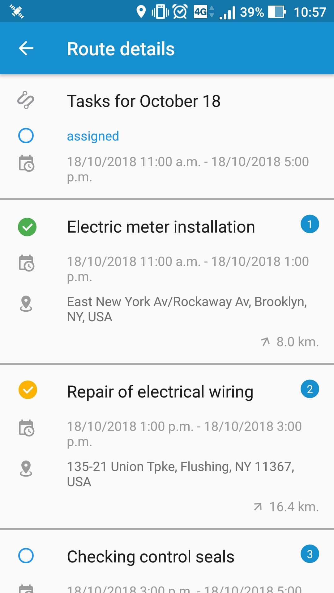 Field service engineers app with GPS tracking
